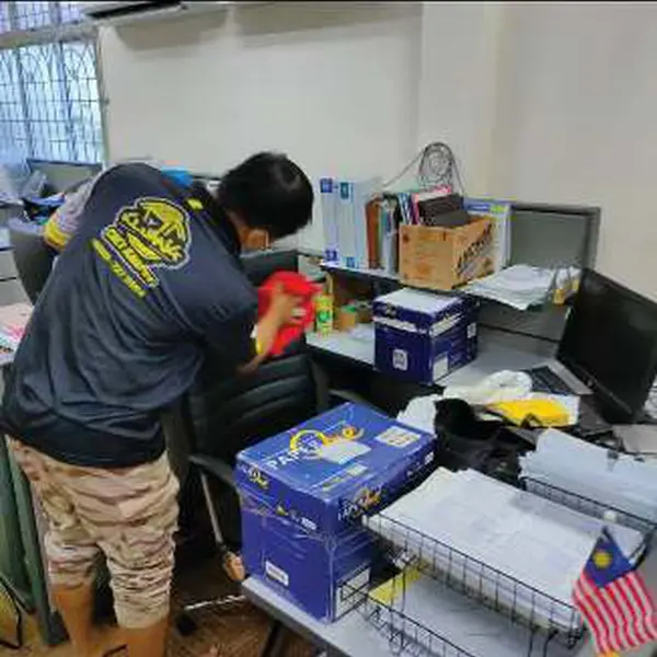 Kemas & cuci stor pejabat - Arfa Clean Kluang Johor